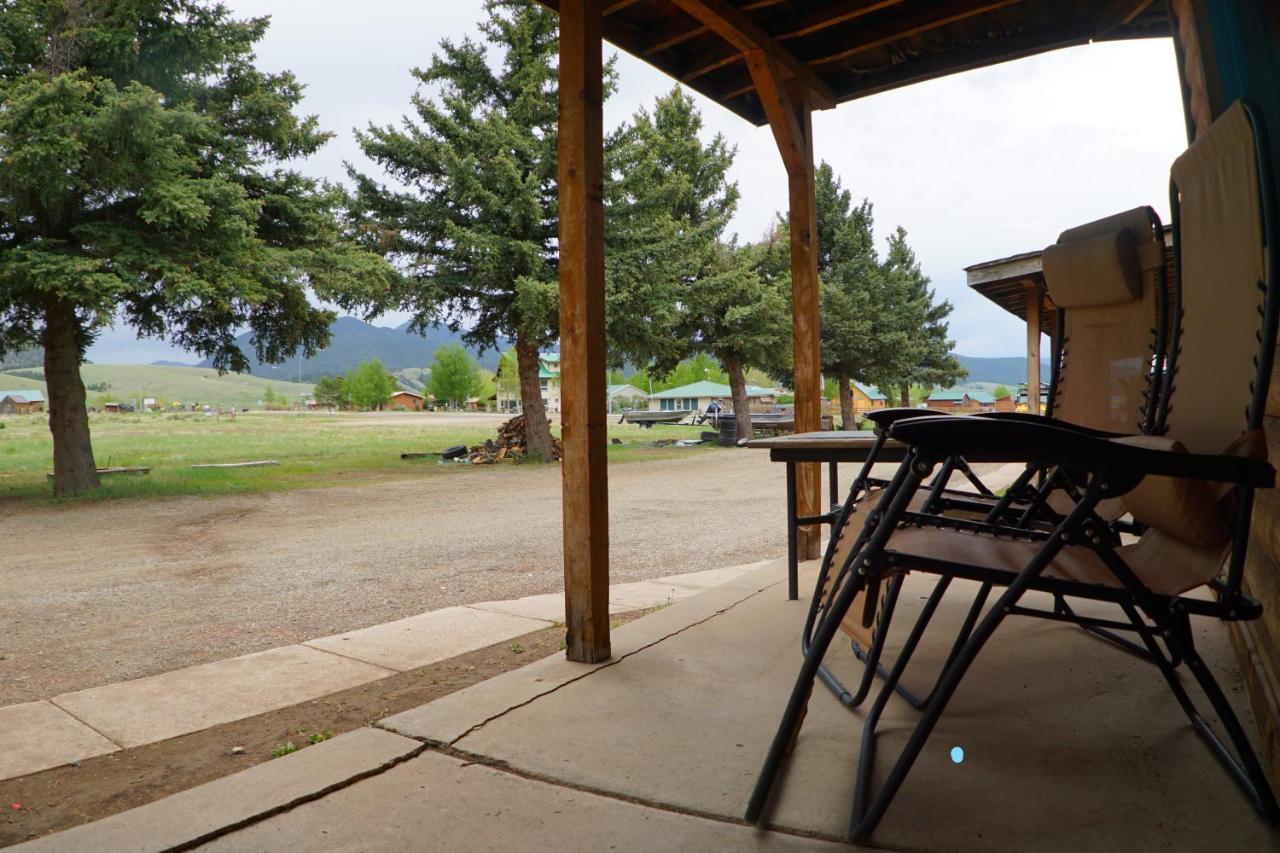 Eagle Nest Fly Shack & Lodge Екстериор снимка