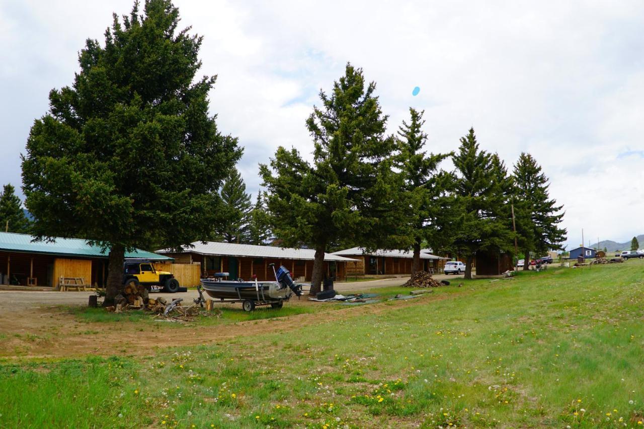 Eagle Nest Fly Shack & Lodge Екстериор снимка